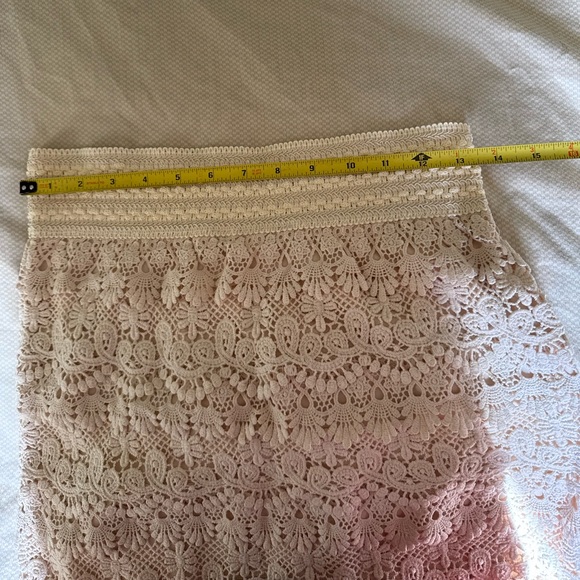 Crochet Cream Mini Skirt - Picture 8 of 9
